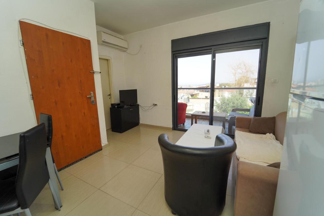 Family Apart Nahariya Exterior foto
